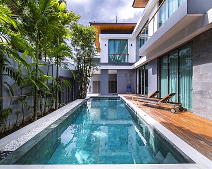 4 Bedroom Luxury Family Villa B8