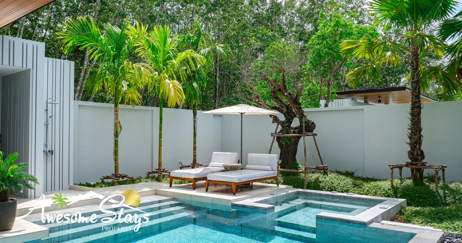 4 Bedroom Luxury Pool Villa with big Garden